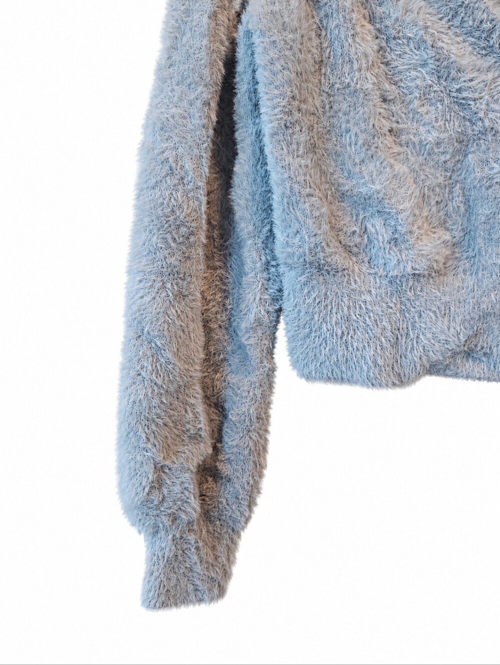 Aritzia Sunday Best Blue Fuzzy Cropped V-Neck Sweater - Picture 4 of 7